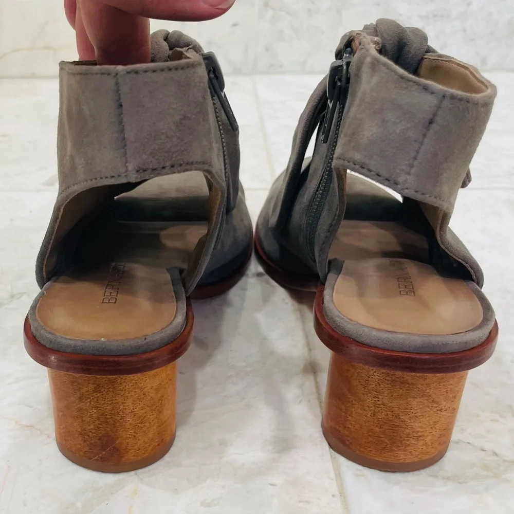 BERNARDO {6.5} Booties Gray Suede Knotted 